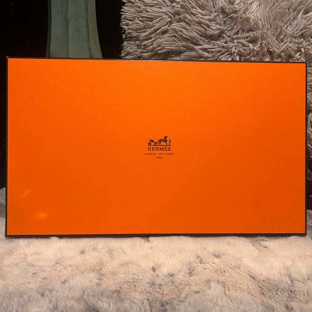 Hermes Cashmere Scarf - Orange (Origin - Scotland) - Picture 7 of 7